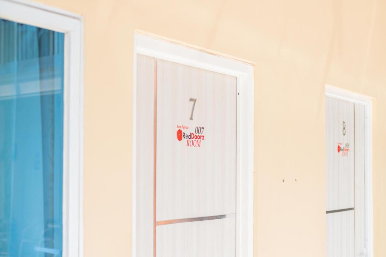 Reddoorz Syariah At Winong Nganjuk Hotel Exterior photo