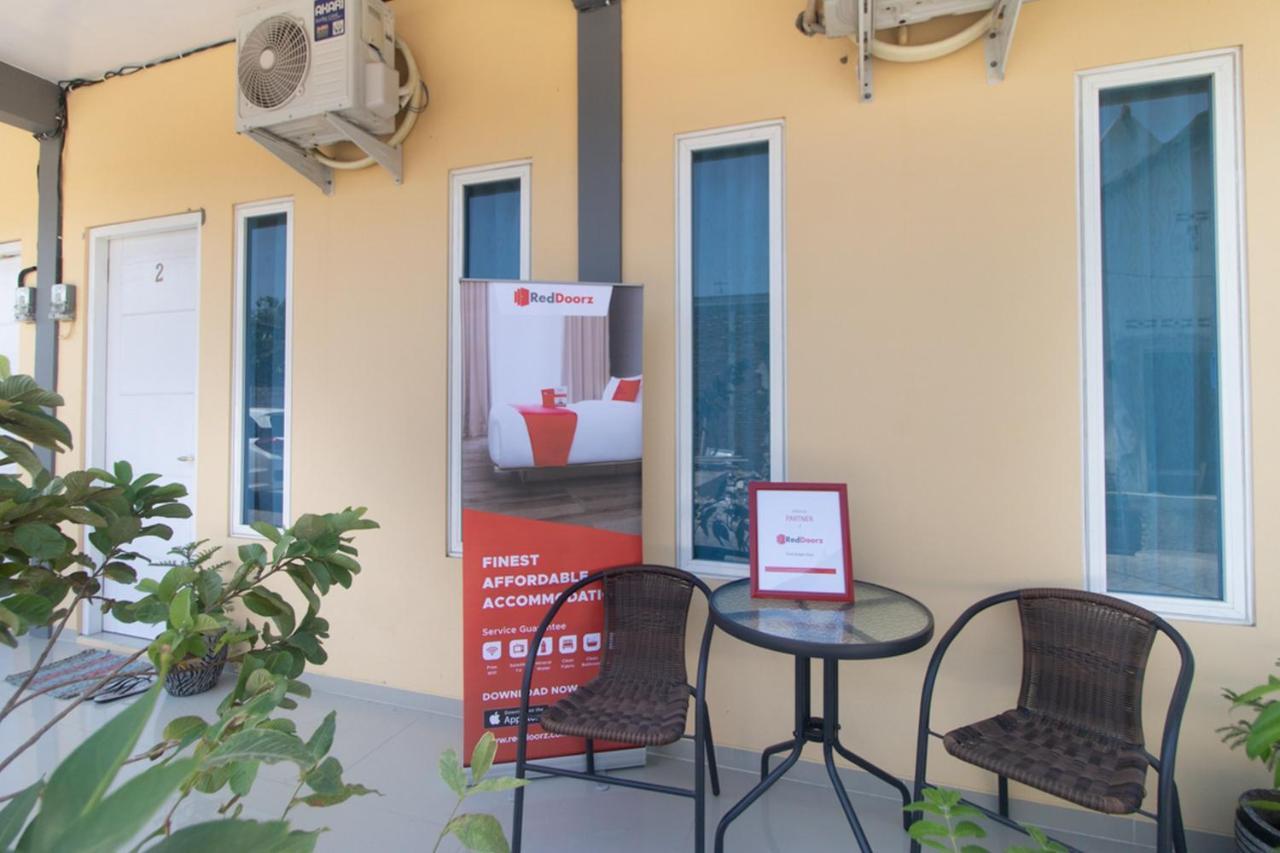 Reddoorz Syariah At Winong Nganjuk Hotel Exterior photo